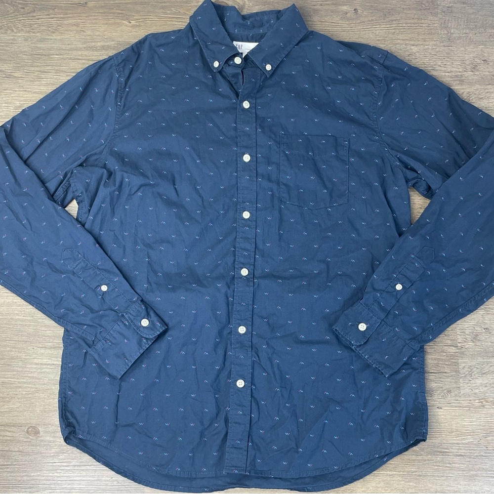 GAP Men’s Navy Blue, Red, White, Standard Fit Button Down Long Sleeve Shirt, Lrg